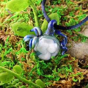 Lampwork Organic Nature Glass Jewelry // Borosilicate Glass // Boro Pendant // Glass Necklace // White Flower, Blue Detail // Z314