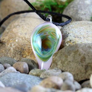 Infinity Lampwork Pendant // Boro/Borosilicate Glass Necklace // Iridescent Light Rainbow Flecks, Pink // Z1088